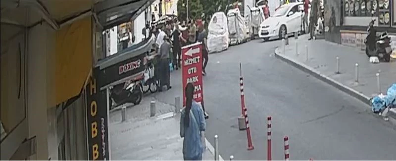 İstanbul’da avukata yumruk ve tekmeli saldırı kamerada
