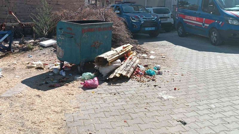 Gaziantep’te bebeklerini çöpe bırakan anne ve baba tutuklandı
