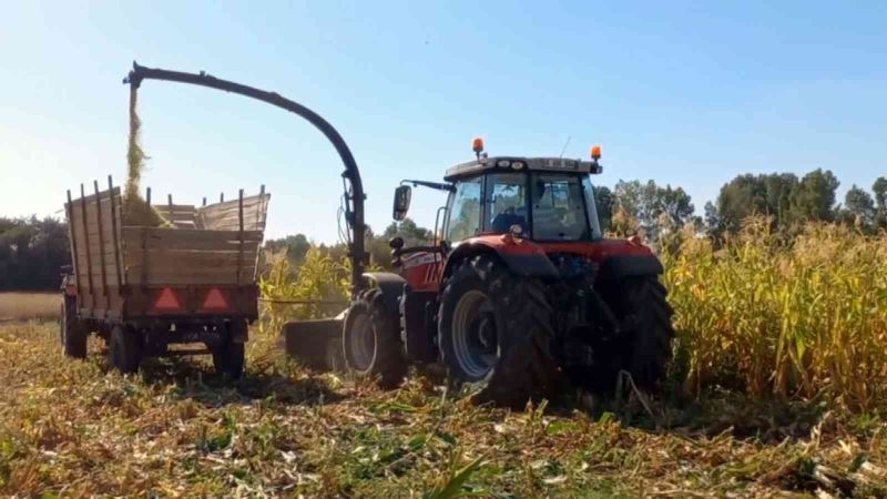 Yozgat’ta besicilerin kışlık yem mesaisi başladı
