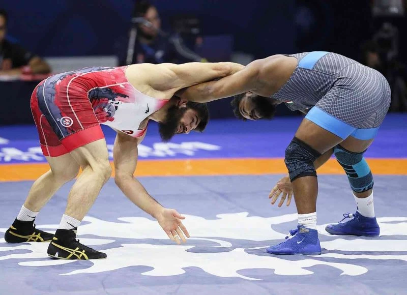 Soner Demirtaş, Dünya Güreş Şampiyonası’nda 5. oldu
