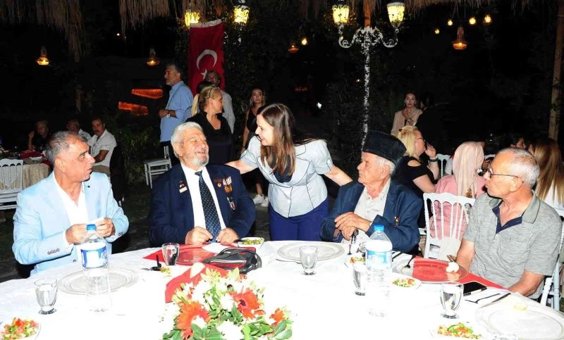 Balçova’da gazilerin onuruna yemek
