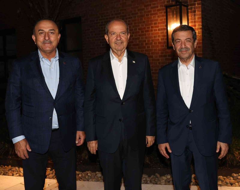 Dışişleri Bakanı Çavuşoğlu, KKTC Cumhurbaşkanı Tatar’la görüştü
