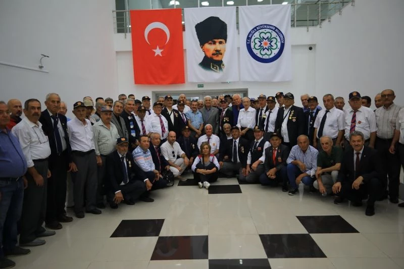 Başkan Gürün, Muğlalı gazileri Çanakkale’ye uğurlandı
