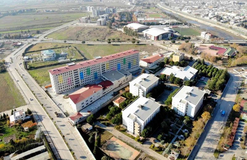 Osmaniye’deki öğrenci yurtları 5 yıldızlı otel konforunu aratmıyor