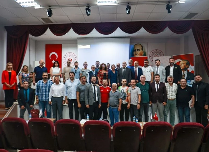 Federasyon temsilcileri yeni sezonu masaya yatırdı
