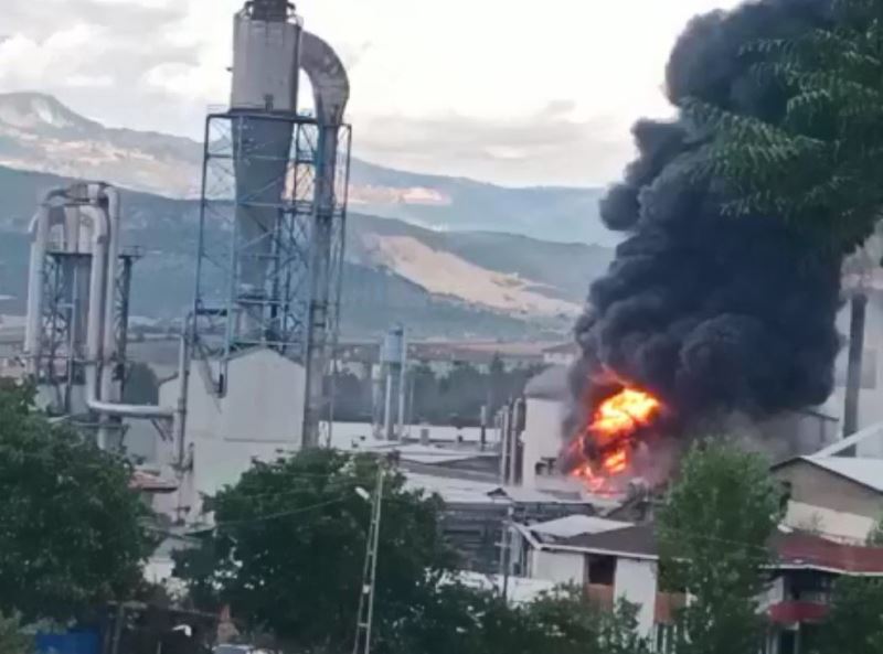 Samsun’da orman ürünleri fabrikasındaki yangın kontrol altına alındı
