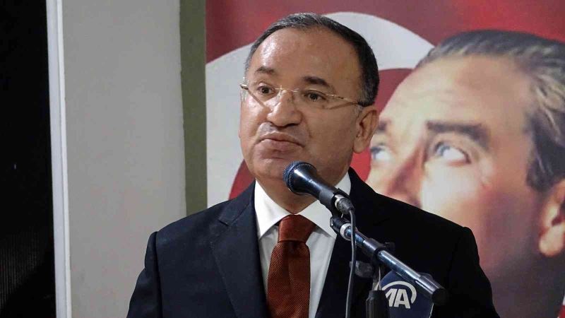 Bakan Bozdağ: “Herkesin tercihine uygun yaşam tarzına saygı duyacaksınız”
