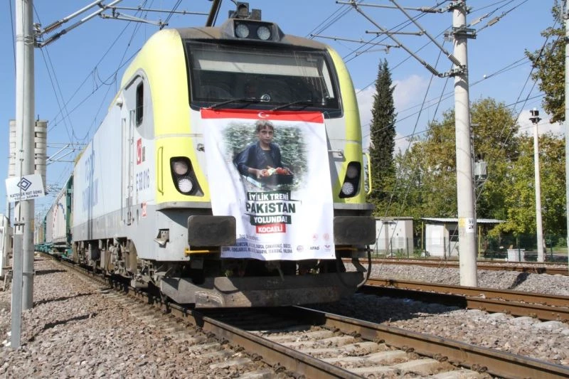 Kocaeli’den Pakistan’a 12. tren seferi
