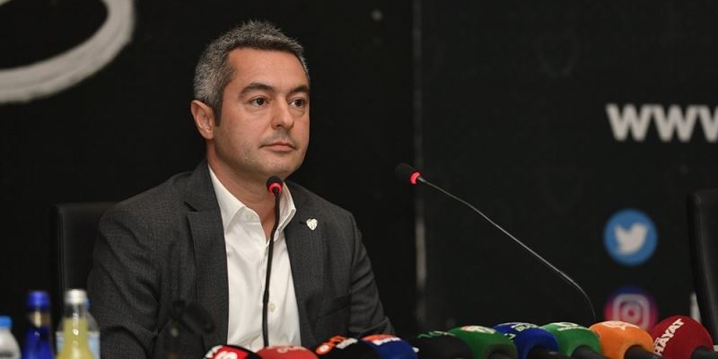 Bursaspor Başkanı Ömer Furkan Banaz: “Taşlar, satırlar, bıçaklar sahaya atıldı”
