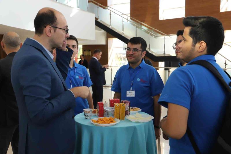 SBTÜ lisans öğrencileri oryantasyon programıyla eğitime doyacak
