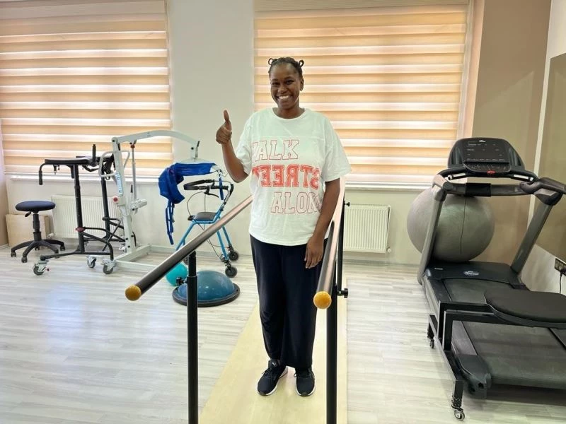 Senagal’de geçirdiği kazanın tedavisini Türkiye’de buldu
