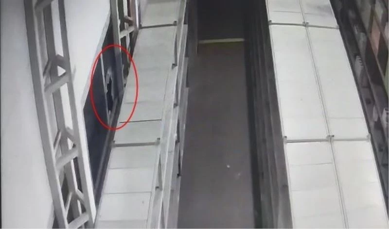 Piyasa değeri 2 milyon TL olan cep telefonları çalındı
