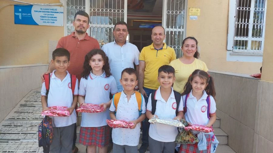 Stem sınavını kazanan öğrenciler ödüllendirildi.