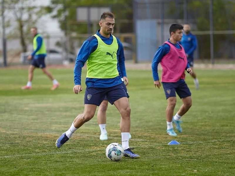 Bucaspor’da Tunç Murat Behram sakatlandı