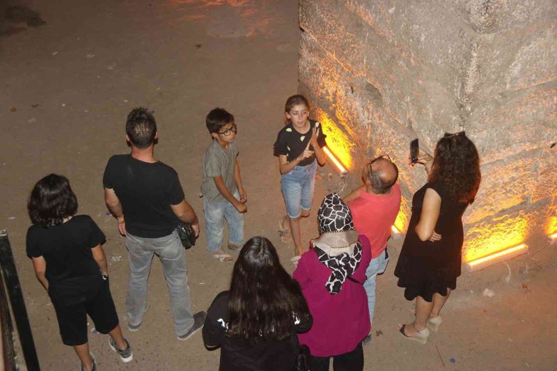 5 yaşında arkeologlardan Dara Antik Kentini öğrendi, 7 yıldır ziyaretçilere rehberlik yapıyor
