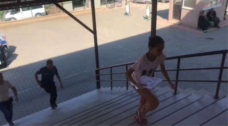 10 dakika kala nüfus cüzdanı çıkartıldı, sınava yetiştirildi
