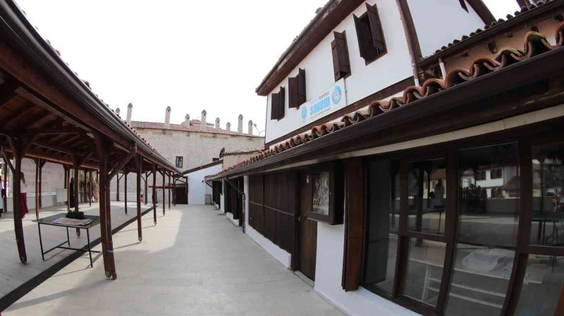 Aytekin Aytekin’in adı Tarihi Çarşı’daki SAKEM binasına verildi
