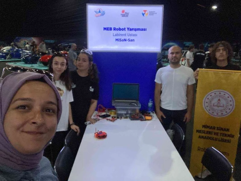 TEKNOFEST 2022 finallerine katılma başarısı gösterdiler
