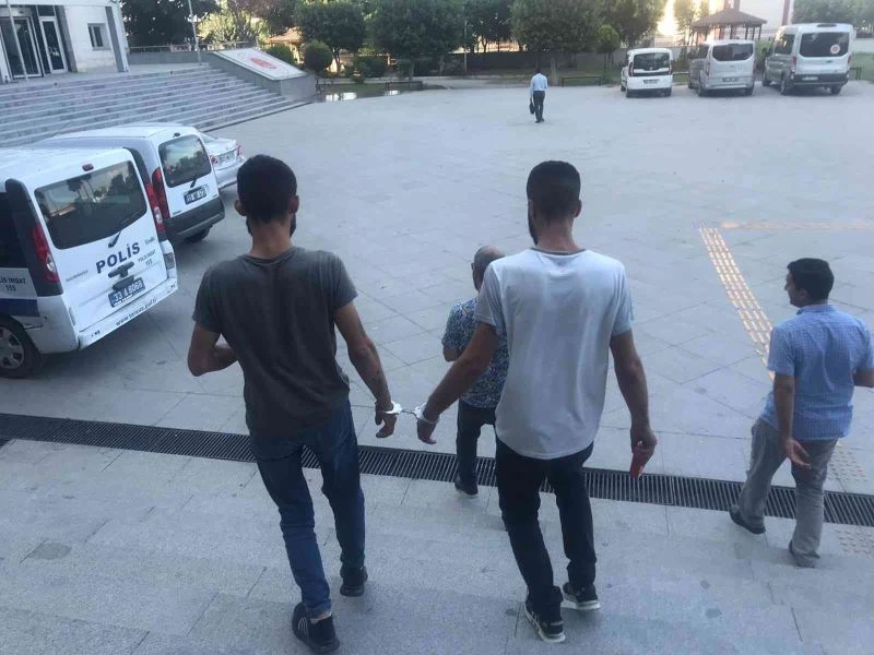 5 gün önce toprağa verilen şehidin evinde hırsızlık yapan zanlılar yakalandı
