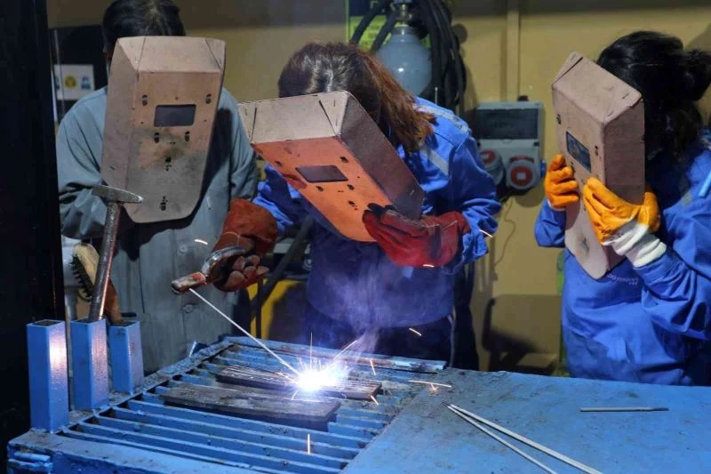 KO-MEK’te 359 farklı branşta eğitim verilecek
