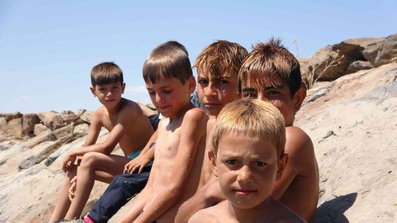 Van Gölü’nün ‘sarı saçlı’ çocukları
