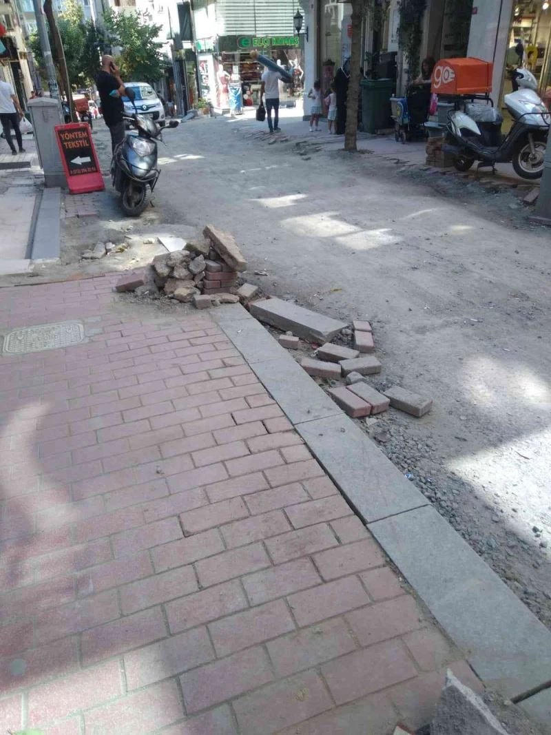 Şişli’de kazı çalışması yapan İSKİ vatandaşları isyan ettirdi
