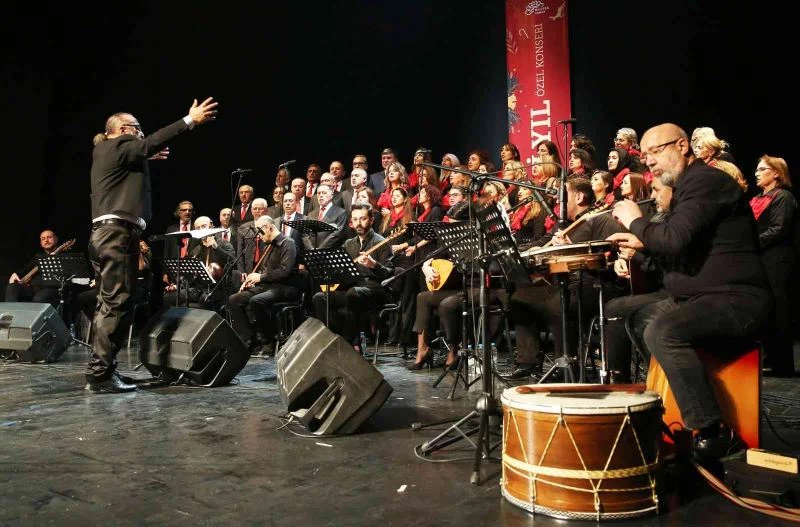 Nilüfer yeni yıla türkülerle merhaba dedi
