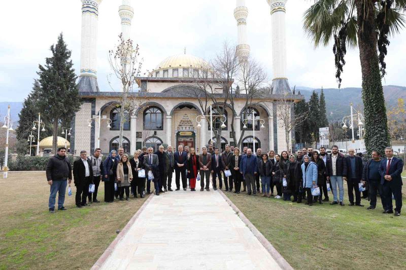 Manisa protokolü basın mensuplarını unutmadı
