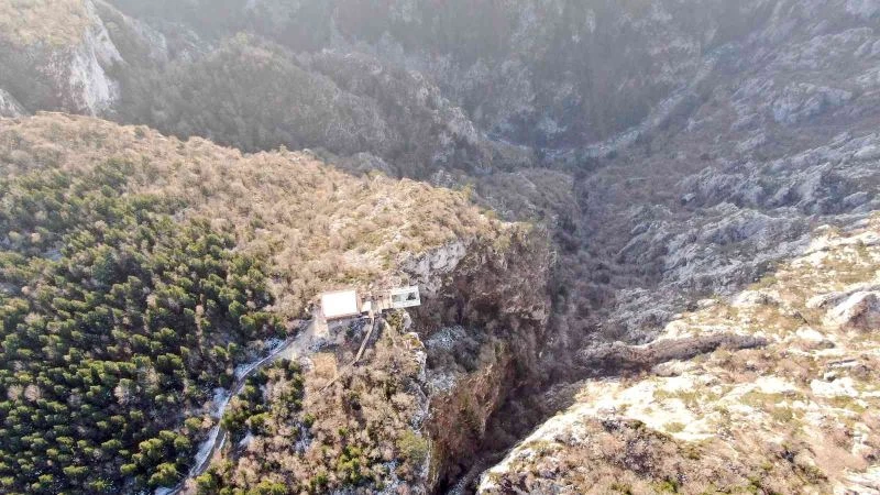 Türkiye’de başka örneği yok: 3 bin nüfuslu ilçeye turist akın edecek
