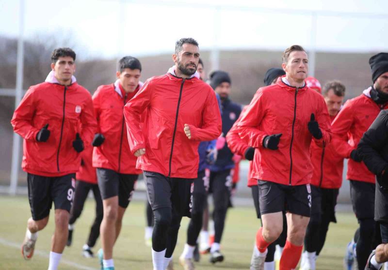 Sivasspor, Kayseri maçının taktiğini çalıştı
