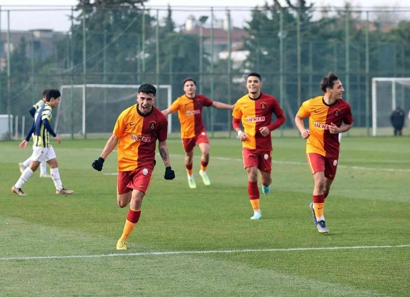 U19’da Galatasaray, Fenerbahçe’yi 4-0 mağlup etti