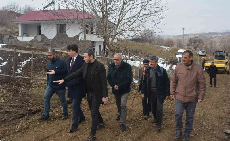 Kaymakam Gürses, yol bakım çalışmalarını inceledi
