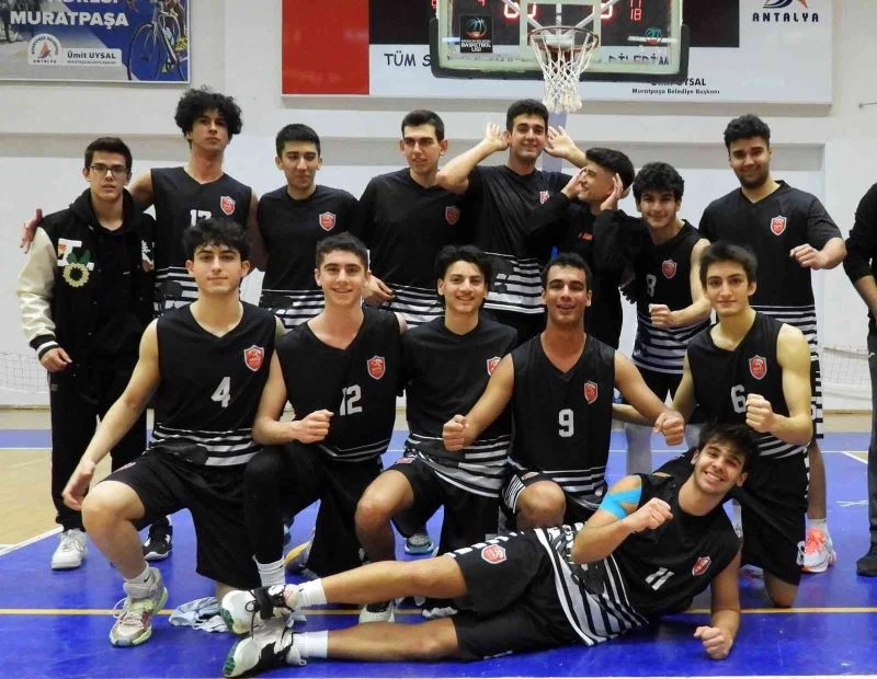 Kepez’in U18 Basketbol Takımı, Türkiye Şampiyonası’na katılma bileti için parkeye çıkacak
