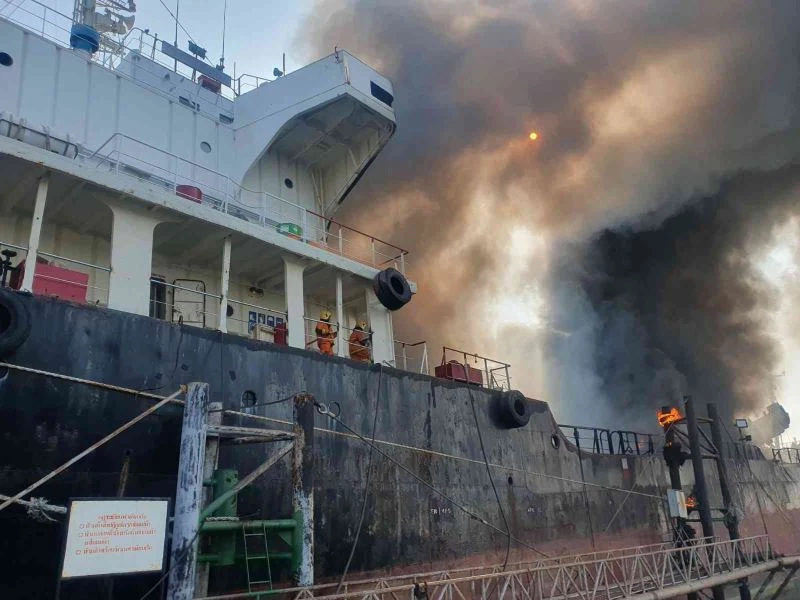 Tayland’da petrol tankerinde patlama: 1 ölü, 2 yaralı
