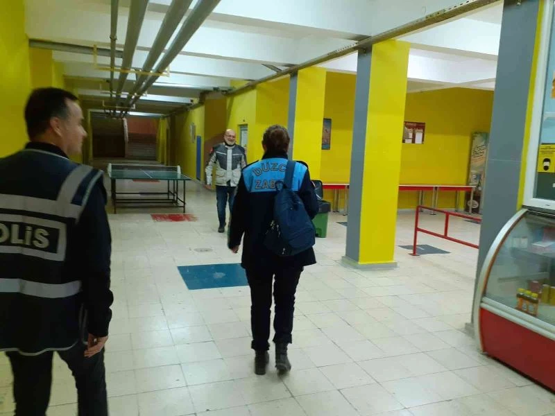 Zabıta ekipleri belge ve ürün denetimi yaptı
