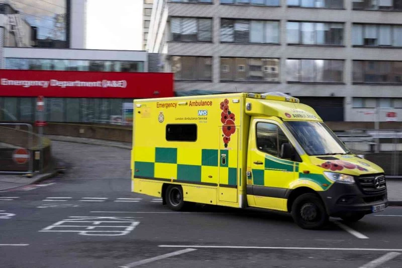 İngiltere’deki ambulans çalışanlarından şubat ve martta 4 günlük grev kararı
