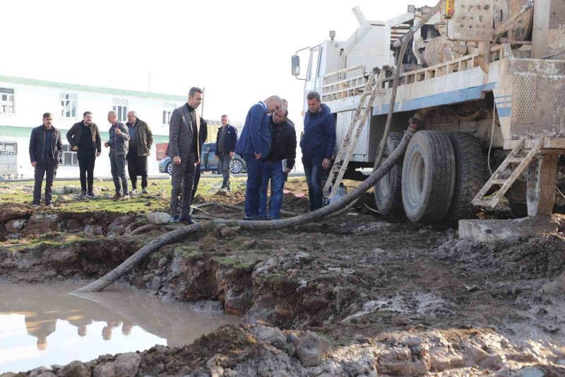Yenişehir’de Çakmaklı Mahallesi’nin içme suyu sorunu çözülüyor
