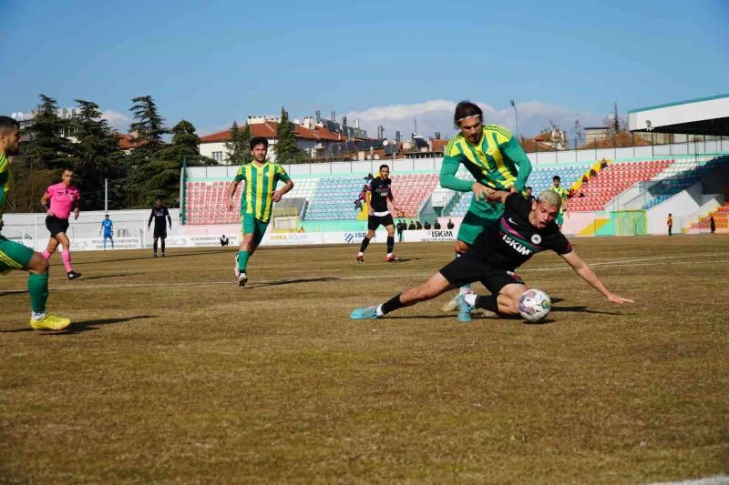 TFF 2. Lig: Isparta 32 Spor: 0 - Esenler Erokspor: 0