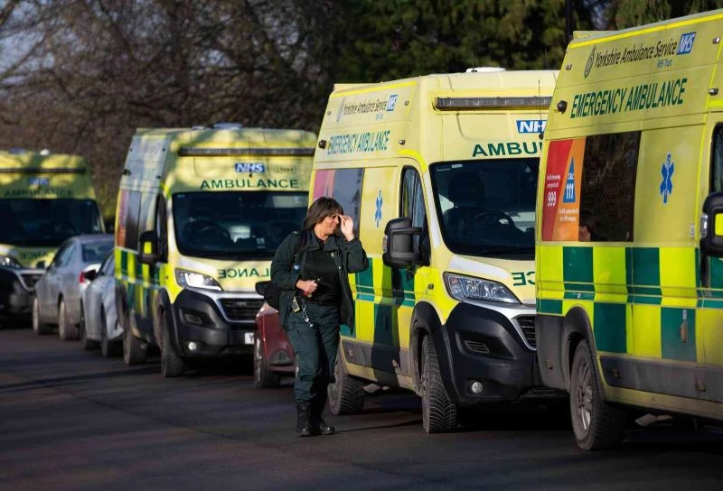 İngiltere’de ambulans çalışanlarından yeni grev dalgası
