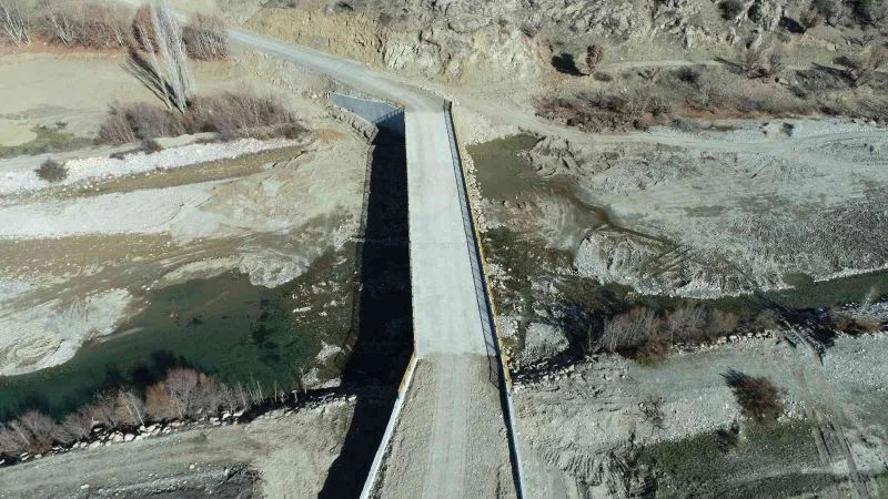 Diyarbakır’da Aygün-Tuzla köprüsü 3 ilçeyi birleştirdi
