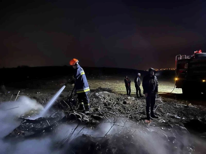 Bolu’da çıkan çöp yangınına erken müdahale faciayı önledi

