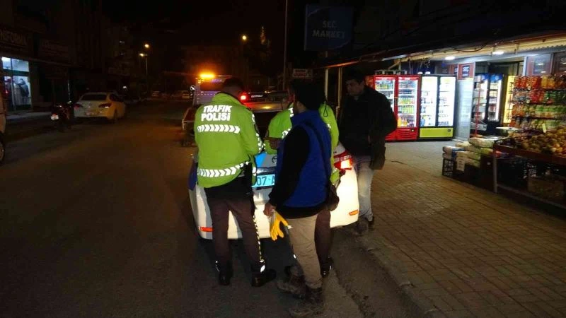 Kazadan sonra ulu orta tuvaletini yapan alkollü sürücü başına iş aldı
