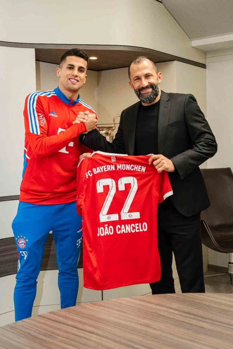 Bayern Münih, Joao Cancelo transferini açıkladı
