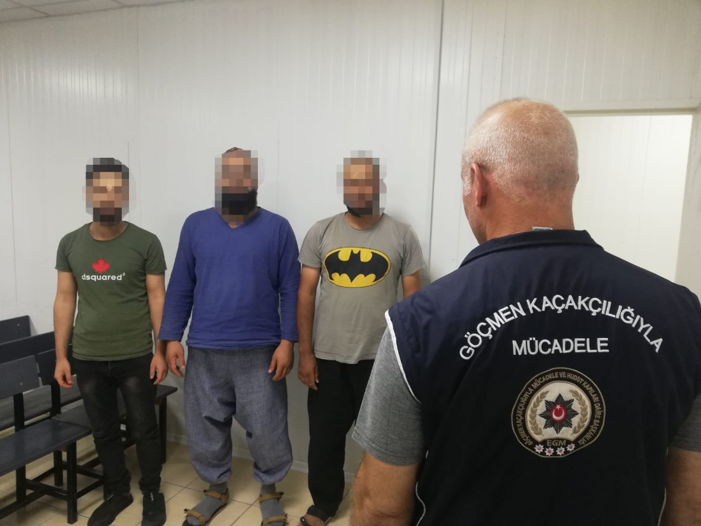 Osmaniye’de yakalanan DEAŞ şüphelisi 3 Suriyeli, sınır dışı edilecek