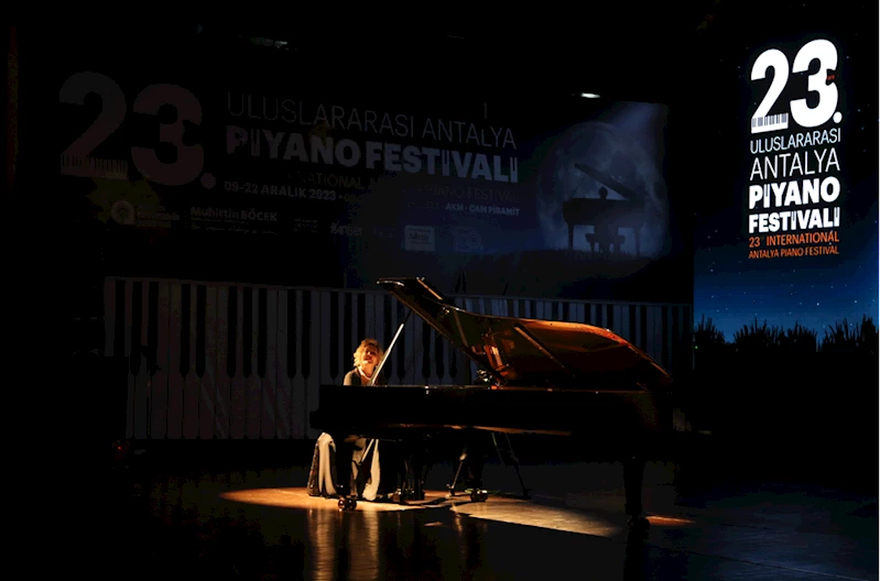 Piyanist Gülsin Onay Uluslararası Antalya Piyano Festivali