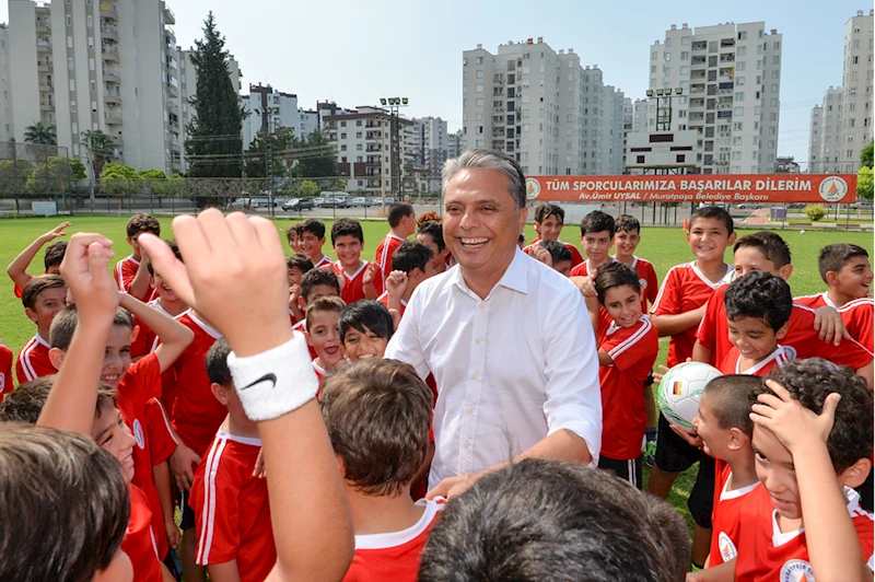 Muratpaşa Belediyesinden amatör spor kulüplerine destek