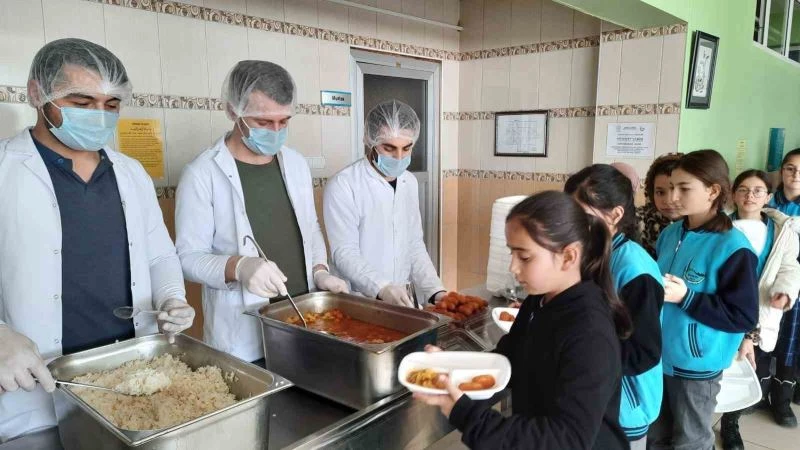 Bayburt’ta okul öncesi öğrencilerin tamamına ücretsiz yemek desteği

