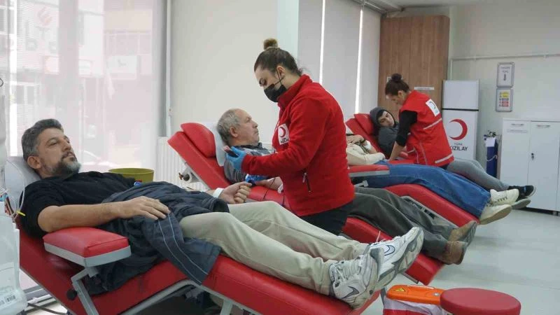 Edirne’de Kan Bağış Merkezi hafta sonu 11.00-18.00 saatleri arasında açık olacak
