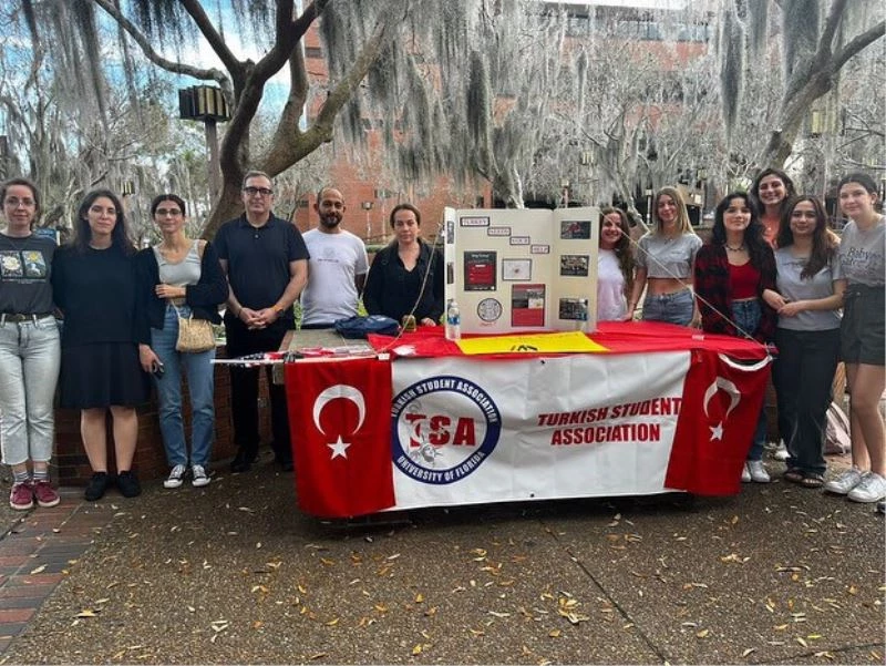 Amerika’daki Türk öğrenciler deprem farkındalığı için stant açtılar
