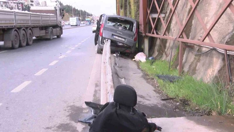 Maltepe’de bariyerler kaza yapan aracın önünden girip arkasından çıktı
